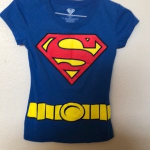 Superman’s shirt